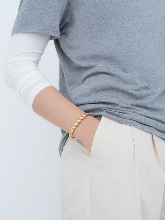Beaches Small Rose Gold Conch Shell Bangle View 3