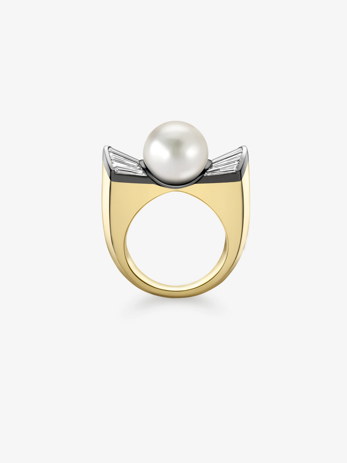 Jessica McCormack ring in yellow gold with a central pearl and contrasting diamond bow detail in white gold, blending antique inspiration with contemporary style View 4