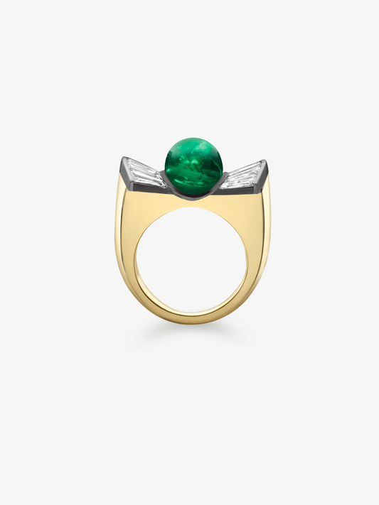 Jessica McCormack diamond and emerald ring with a round green emerald, white gold diamond shoulders and a polished yellow gold band. View 4
