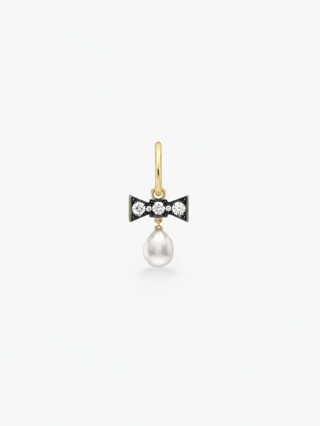 Bows Round Brilliant Cut Diamond & Pearl Single Gypset Hoop Earring View 1