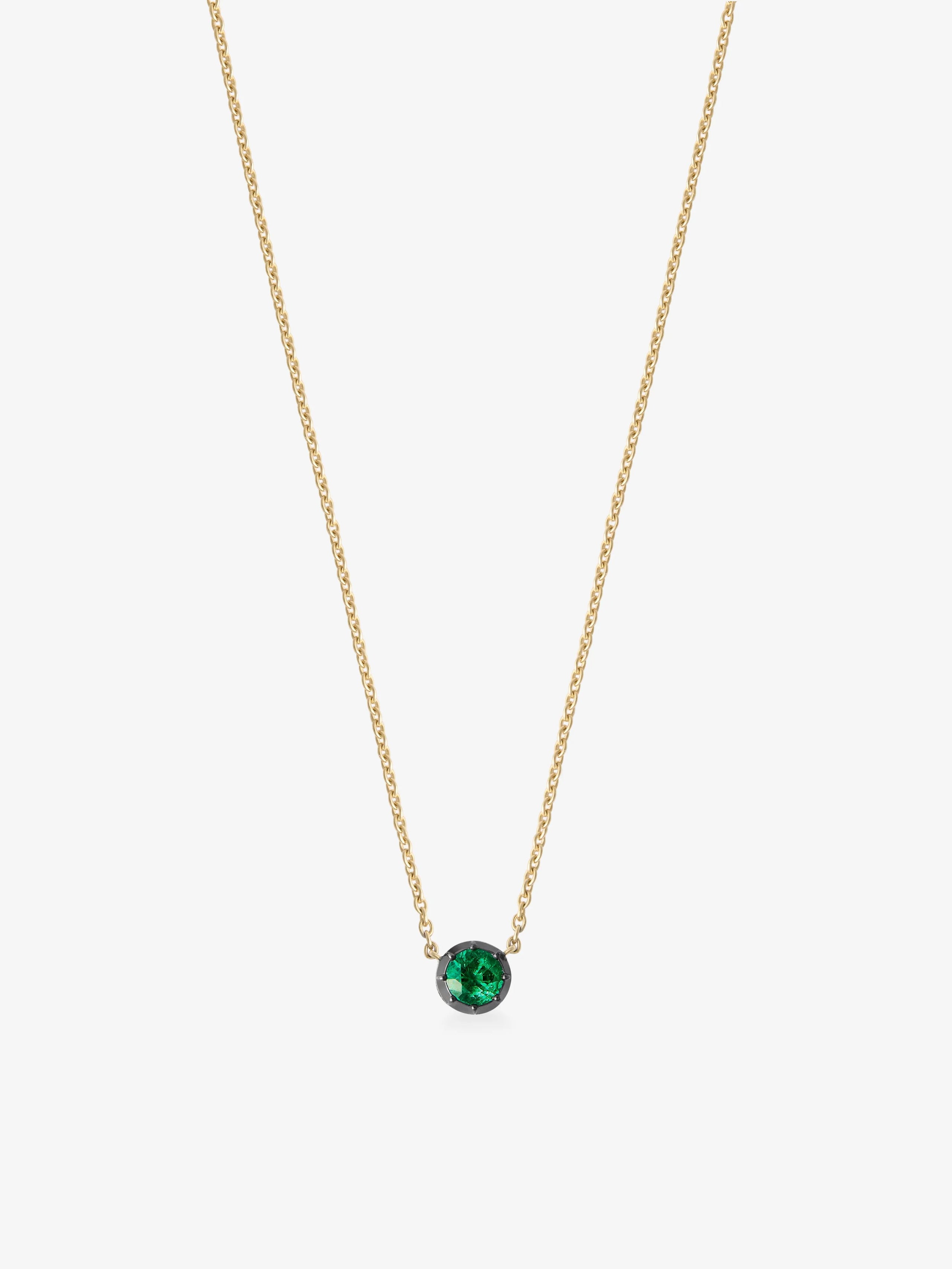 Georgian Cut-Down 0.50ct Round Emerald Pendant View 2