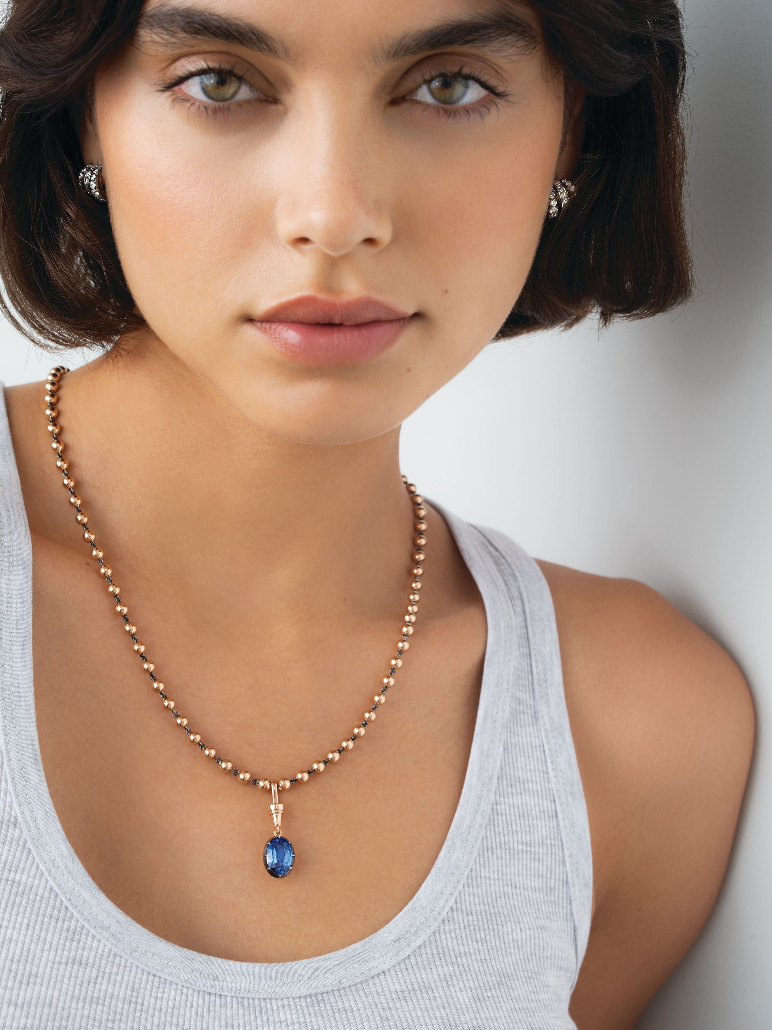 Ball n Chain 5.03ct Oval Cut Sapphire Pendant View 3