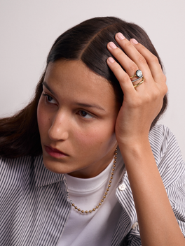 2.50ct Diamond & Blackened Gold Button Back Ring