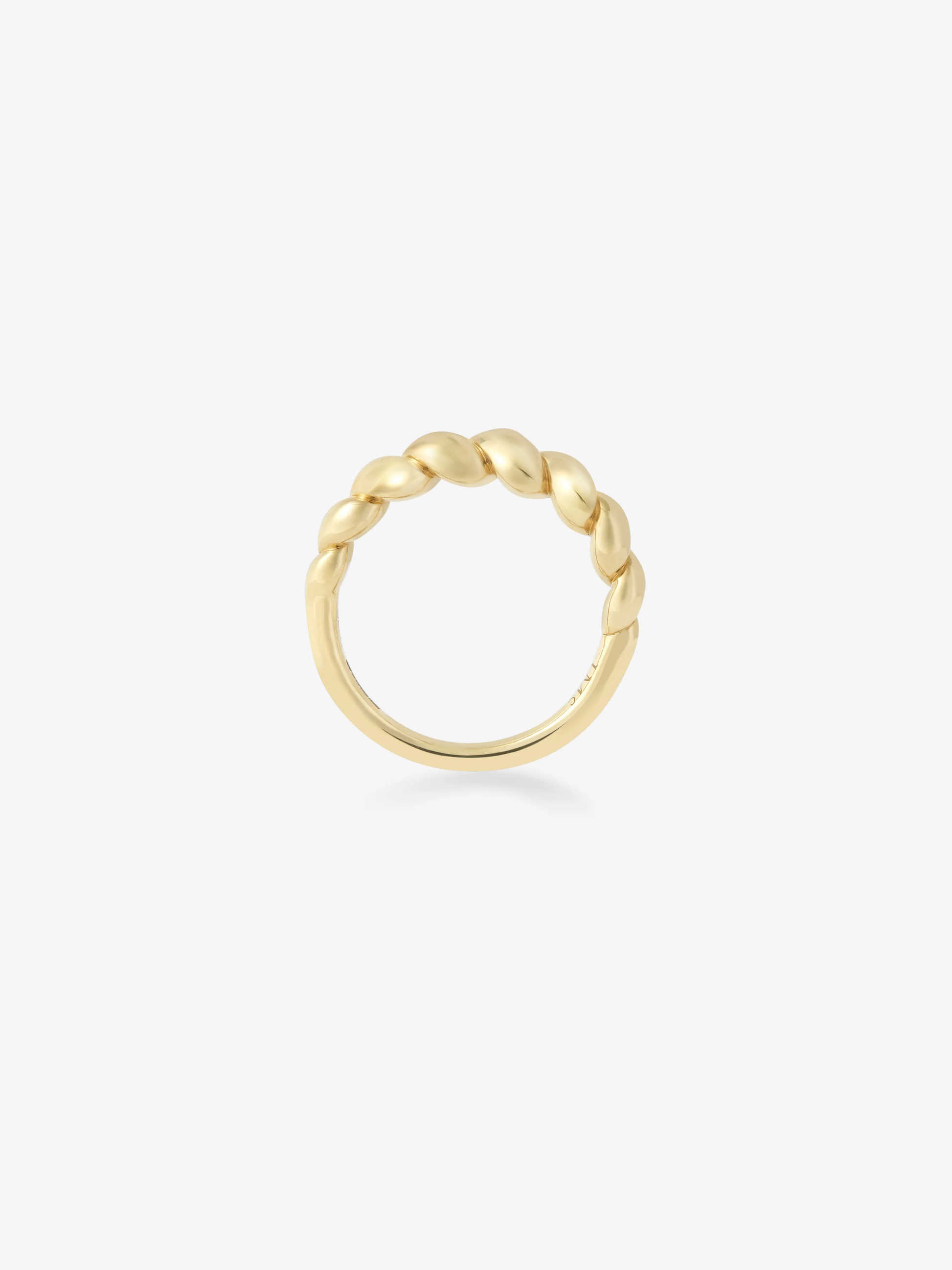 Beaches Mini Conch Shell Ring View 4